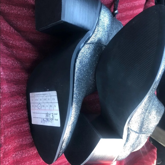 Anthropologie A over A Brook Ankle Boots Booties - Picture 7 of 8